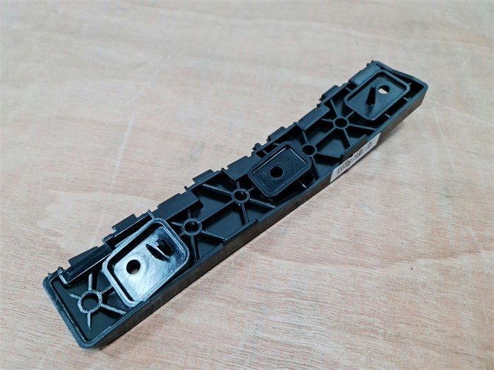 Кронштейн бампера заднего левый Changan CS35Plus S111F2713030900