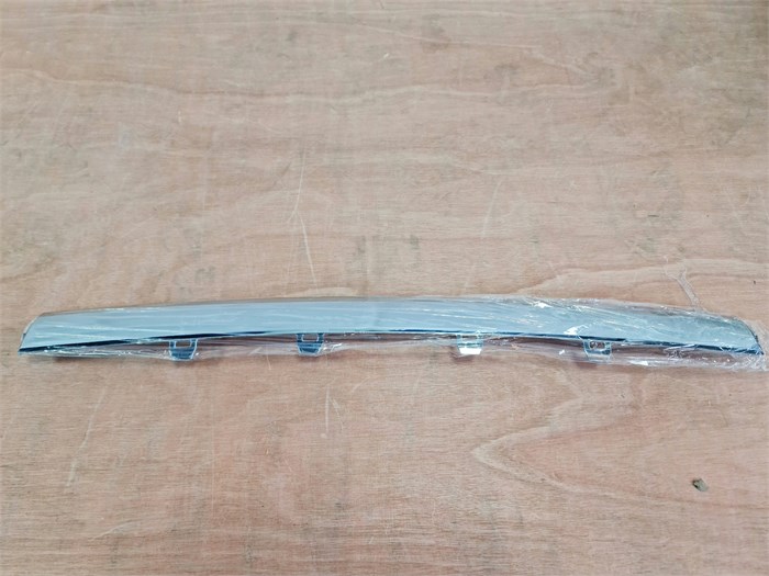 Молдинг переднего бампера центральный Haval M6 2803104XKZ0YA