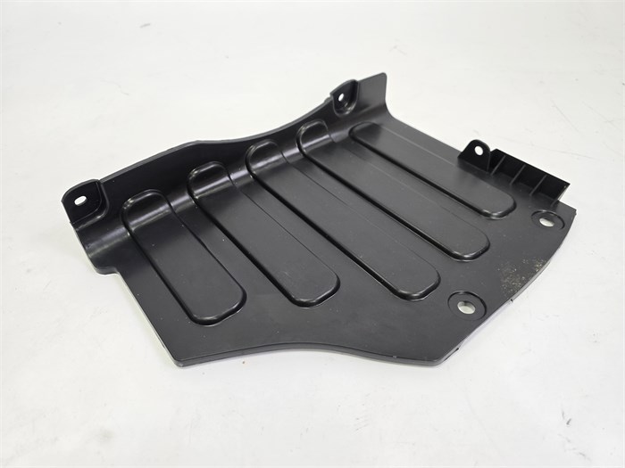 Пыльник (брызговик) двигателя правый Changan CS55 S2011030600