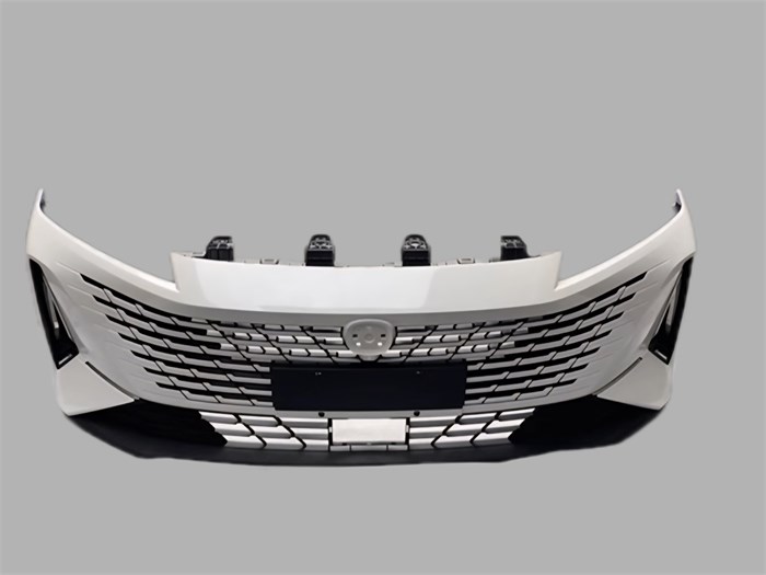 Бампер передний Changan LAMORE (белый) C589F2713011200-2