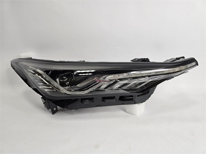 Фара правая передняя Changan CS75 PLUS I рестайлинг S311F2805010400AD