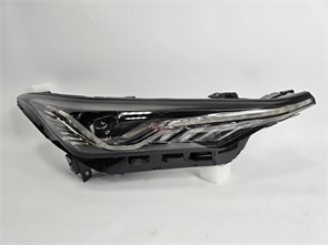 {{photo.Alt || photo.Description || 'Фара правая передняя Changan CS75 PLUS I рестайлинг'}}